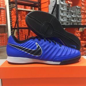 NEW! Nike Men's Legend 7 Academy IC Soccer Shoes!